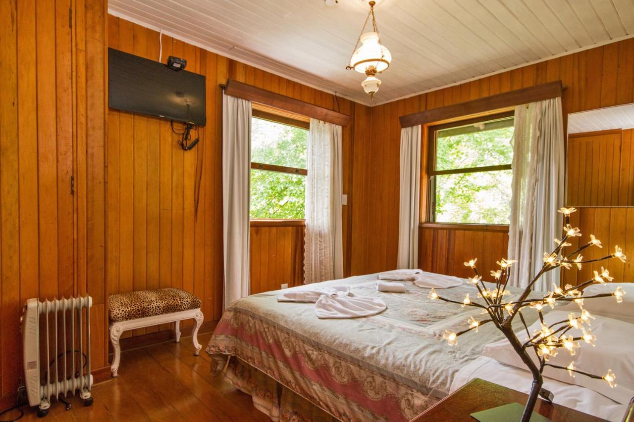 Pousada Casa Mantiqueira - Proxima Ao Capivari E Opcoes De Hidromassagem Кампус-ду-Жордан Екстер'єр фото