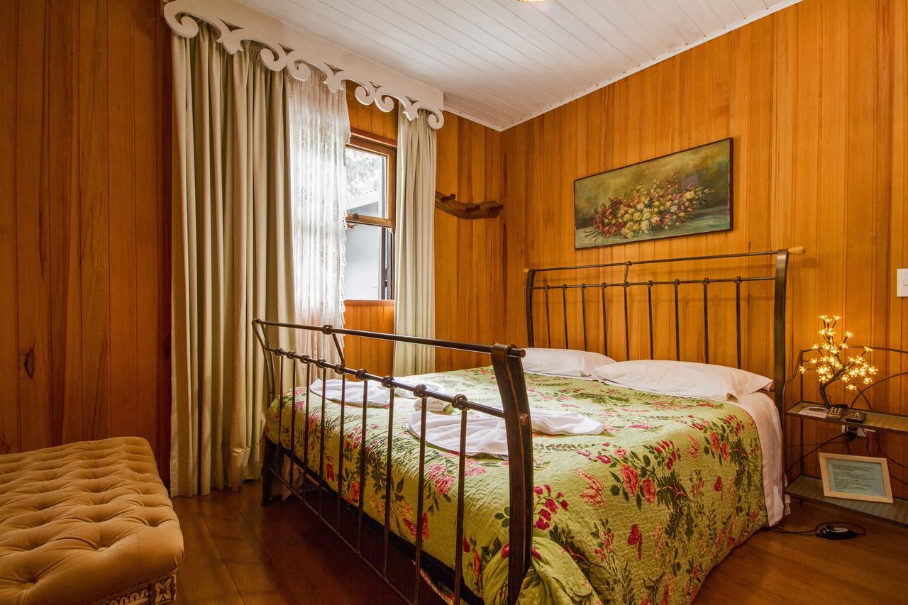 Pousada Casa Mantiqueira - Proxima Ao Capivari E Opcoes De Hidromassagem Кампус-ду-Жордан Екстер'єр фото